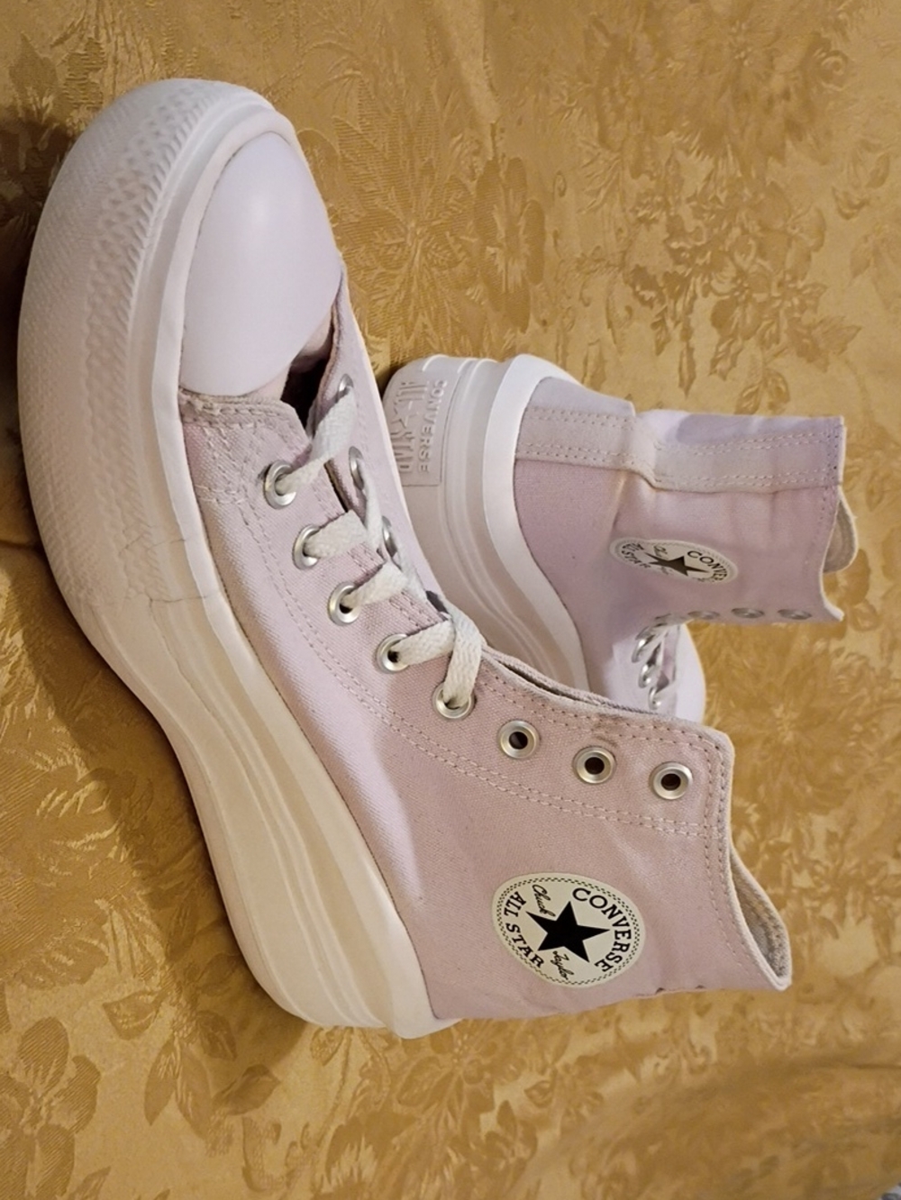 CONVERSE Platform High Top Sneakers in Pastel Lavender Women's 11.0 Men's 9.0